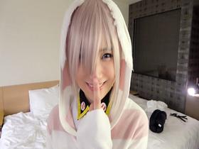 爆乳とくびれと心強さと　-リゼ●＠レ● with F●O＠マ●ュ-　＃爆乳＃くびれ＃美人＃素人＃コスプレ＃喉奥フェラ＃口内射精＃ポルチオ直撃＃痙攣絶頂＃ハメ潮＃ヌルテカオイル＃唾液＃ゴク飲み＃精子＃ごっくん　サンプル画像08